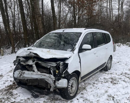 Белый Рено Лоджи, объемом двигателя 1.46 л и пробегом 156 тыс. км за 3500 $, фото 1 на Automoto.ua