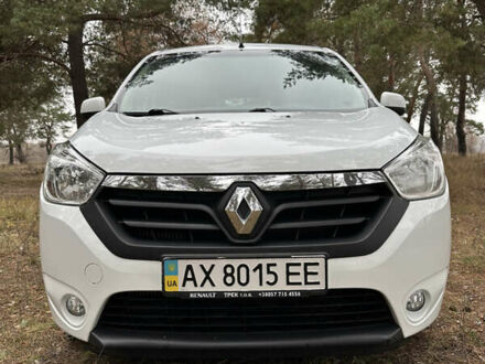 Белый Рено Лоджи, объемом двигателя 1.46 л и пробегом 49 тыс. км за 11000 $, фото 1 на Automoto.ua