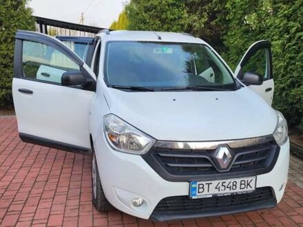 Белый Рено Лоджи, объемом двигателя 1.5 л и пробегом 123 тыс. км за 9999 $, фото 1 на Automoto.ua