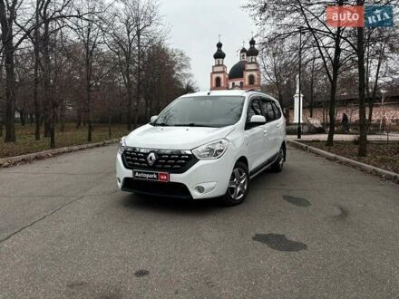 Белый Рено Лоджи, объемом двигателя 1.5 л и пробегом 178 тыс. км за 11490 $, фото 1 на Automoto.ua