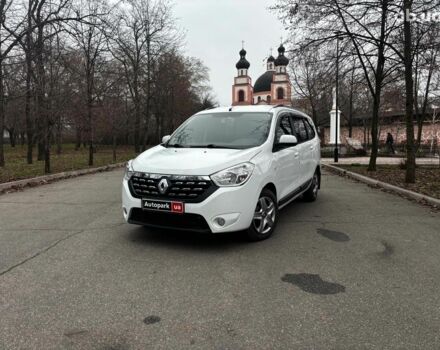 Белый Рено Лоджи, объемом двигателя 1.5 л и пробегом 178 тыс. км за 11490 $, фото 1 на Automoto.ua