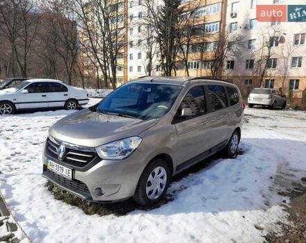 Бежевый Рено Лоджи, объемом двигателя 1.5 л и пробегом 56 тыс. км за 10500 $, фото 1 на Automoto.ua