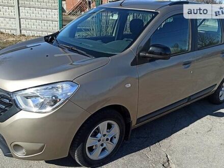 Рено Лоджі 2019 у Дніпро (Дніпропетровську) на Automoto.ua Бежевий Рено Лоджі, об'ємом двигуна 1.5 л та пробігом 37 тис. км за 17000 $, фото 1 на Automoto.ua