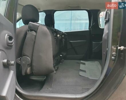 Черный Рено Лоджи, объемом двигателя 1.5 л и пробегом 230 тыс. км за 11998 $, фото 6 на Automoto.ua