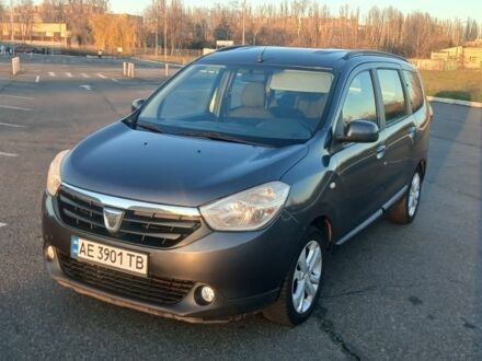 Серый Рено Лоджи, объемом двигателя 1.5 л и пробегом 268 тыс. км за 7100 $, фото 1 на Automoto.ua