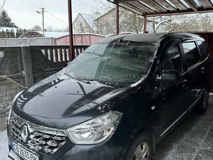 Серый Рено Лоджи, объемом двигателя 1.46 л и пробегом 76 тыс. км за 11000 $, фото 1 на Automoto.ua