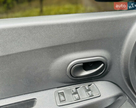 Синий Рено Лоджи, объемом двигателя 1.5 л и пробегом 57 тыс. км за 12500 $, фото 9 на Automoto.ua