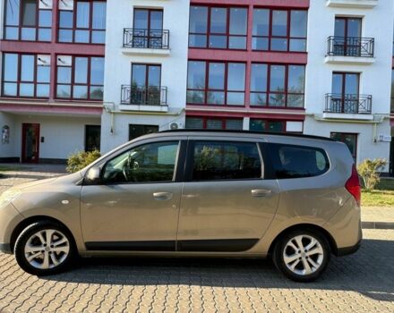 Зелений Рено Лоджі, об'ємом двигуна 0 л та пробігом 269 тис. км за 7764 $, фото 1 на Automoto.ua