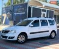 Белый Рено Логан МСВ, объемом двигателя 1.6 л и пробегом 249 тыс. км за 5950 $, фото 1 на Automoto.ua
