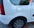 Белый Рено Логан МСВ, объемом двигателя 1.6 л и пробегом 249 тыс. км за 5950 $, фото 18 на Automoto.ua