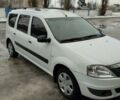Белый Рено Логан МСВ, объемом двигателя 1.6 л и пробегом 227 тыс. км за 5600 $, фото 1 на Automoto.ua