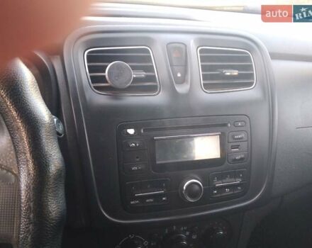 Рено Логан МСВ 2015 в Николаеве на Automoto.ua Белый Рено Логан МСВ, объемом двигателя 1.5 л и пробегом 330 тыс. км за 6300 $, фото 4 на Automoto.ua