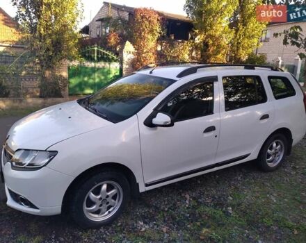 Рено Логан МСВ 2015 в Николаеве на Automoto.ua Белый Рено Логан МСВ, объемом двигателя 1.5 л и пробегом 330 тыс. км за 6300 $, фото 9 на Automoto.ua