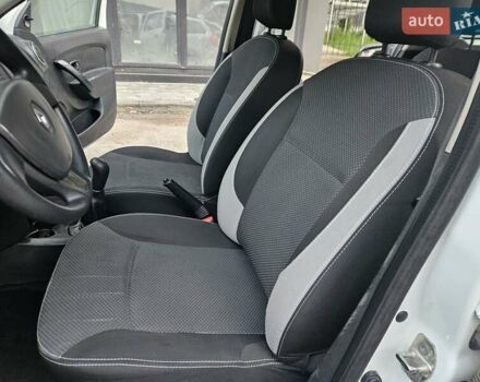 Белый Рено Логан МСВ, объемом двигателя 1.5 л и пробегом 138 тыс. км за 6800 $, фото 34 на Automoto.ua