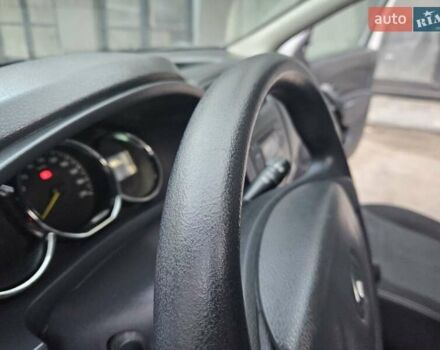 Белый Рено Логан МСВ, объемом двигателя 1.5 л и пробегом 138 тыс. км за 6800 $, фото 37 на Automoto.ua