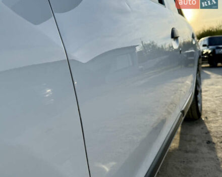 Белый Рено Логан МСВ, объемом двигателя 1.5 л и пробегом 222 тыс. км за 5799 $, фото 25 на Automoto.ua