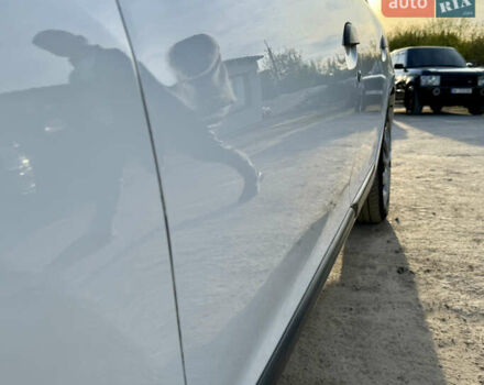 Белый Рено Логан МСВ, объемом двигателя 1.5 л и пробегом 222 тыс. км за 5799 $, фото 24 на Automoto.ua