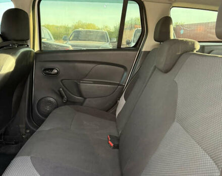 Белый Рено Логан МСВ, объемом двигателя 1.5 л и пробегом 222 тыс. км за 5799 $, фото 36 на Automoto.ua