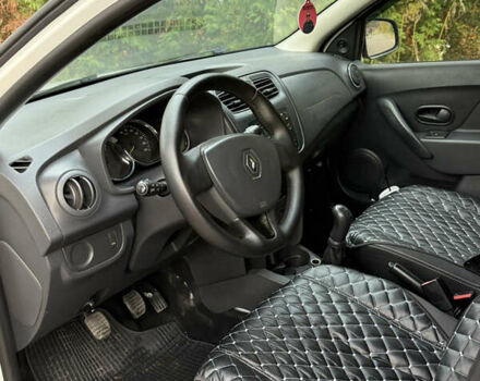 Белый Рено Логан МСВ, объемом двигателя 1.5 л и пробегом 230 тыс. км за 5899 $, фото 20 на Automoto.ua