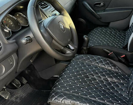 Белый Рено Логан МСВ, объемом двигателя 1.5 л и пробегом 222 тыс. км за 5799 $, фото 37 на Automoto.ua