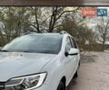 Белый Рено Логан МСВ, объемом двигателя 0.9 л и пробегом 77 тыс. км за 4000 $, фото 1 на Automoto.ua
