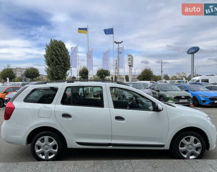 Белый Рено Логан МСВ, объемом двигателя 1.5 л и пробегом 183 тыс. км за 9053 $, фото 4 на Automoto.ua