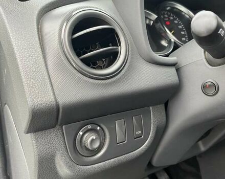 Рено Логан МСВ 2019 в Киеве на Automoto.ua Белый Рено Логан МСВ, объемом двигателя 1.5 л и пробегом 252 тыс. км за 8968 $, фото 15 на Automoto.ua