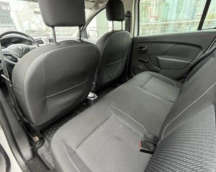 Рено Логан МСВ 2019 в Киеве на Automoto.ua Белый Рено Логан МСВ, объемом двигателя 1.5 л и пробегом 252 тыс. км за 8968 $, фото 13 на Automoto.ua