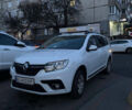 Белый Рено Логан МСВ, объемом двигателя 1.5 л и пробегом 250 тыс. км за 12500 $, фото 1 на Automoto.ua
