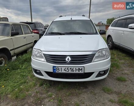 Белый Рено Логан МСВ, объемом двигателя 1.6 л и пробегом 160 тыс. км за 6000 $, фото 1 на Automoto.ua
