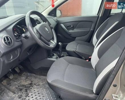 Бежевый Рено Логан МСВ, объемом двигателя 1.15 л и пробегом 155 тыс. км за 5900 $, фото 9 на Automoto.ua