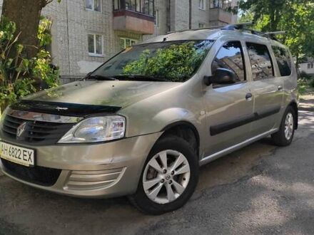 Бежевый Рено Логан МСВ, объемом двигателя 1.6 л и пробегом 200 тыс. км за 6200 $, фото 1 на Automoto.ua