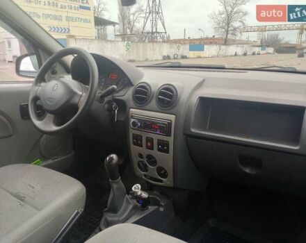 Черный Рено Логан МСВ, объемом двигателя 1.6 л и пробегом 176 тыс. км за 5200 $, фото 14 на Automoto.ua