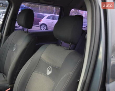 Рено Логан МСВ 2011 у Кропивницькому (Кіровограді) на Automoto.ua Чорний Рено Логан МСВ, об'ємом двигуна 1.6 л та пробігом 466 тис. км за 4200 $, фото 6 на Automoto.ua