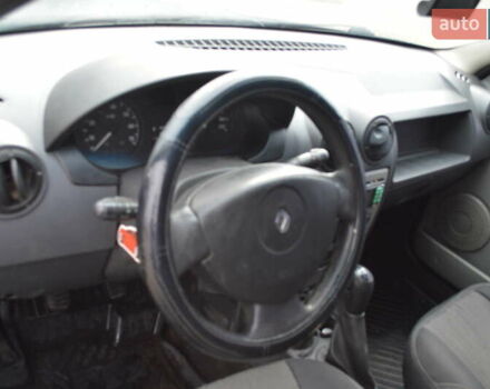 Рено Логан МСВ 2011 у Кропивницькому (Кіровограді) на Automoto.ua Чорний Рено Логан МСВ, об'ємом двигуна 1.6 л та пробігом 466 тис. км за 4200 $, фото 5 на Automoto.ua