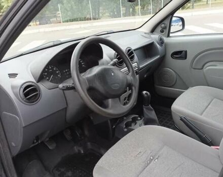 Черный Рено Логан МСВ, объемом двигателя 1.6 л и пробегом 186 тыс. км за 5300 $, фото 7 на Automoto.ua
