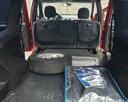 Червоний Рено Логан МСВ, об'ємом двигуна 1.6 л та пробігом 330 тис. км за 5500 $, фото 23 на Automoto.ua