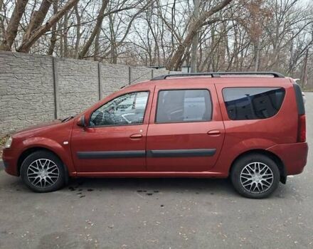 Червоний Рено Логан МСВ, об'ємом двигуна 1.6 л та пробігом 330 тис. км за 5500 $, фото 1 на Automoto.ua