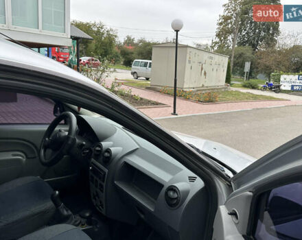 Серый Рено Логан МСВ, объемом двигателя 1.6 л и пробегом 96 тыс. км за 5900 $, фото 17 на Automoto.ua