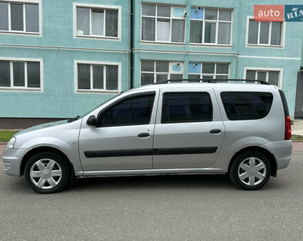 Серый Рено Логан МСВ, объемом двигателя 1.6 л и пробегом 96 тыс. км за 5900 $, фото 4 на Automoto.ua