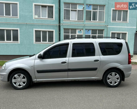 Серый Рено Логан МСВ, объемом двигателя 1.6 л и пробегом 96 тыс. км за 6100 $, фото 5 на Automoto.ua