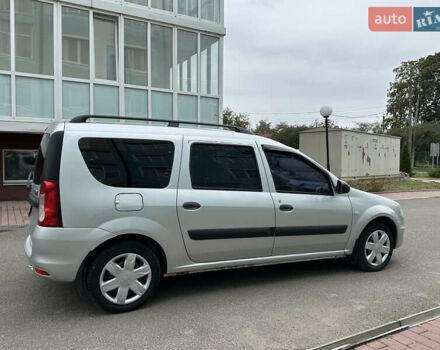 Серый Рено Логан МСВ, объемом двигателя 1.6 л и пробегом 96 тыс. км за 5900 $, фото 14 на Automoto.ua