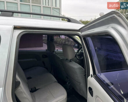 Серый Рено Логан МСВ, объемом двигателя 1.6 л и пробегом 96 тыс. км за 5900 $, фото 21 на Automoto.ua