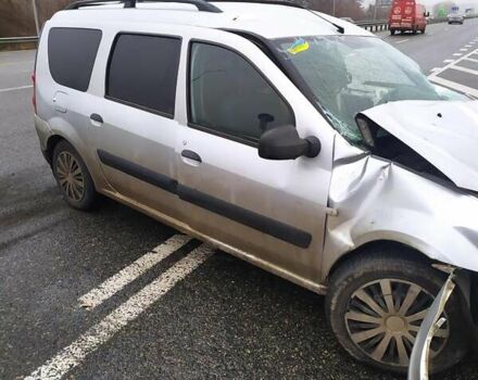 Серый Рено Логан МСВ, объемом двигателя 1.5 л и пробегом 202 тыс. км за 2300 $, фото 2 на Automoto.ua