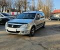 Сірий Рено Логан МСВ, об'ємом двигуна 1.6 л та пробігом 290 тис. км за 4200 $, фото 1 на Automoto.ua