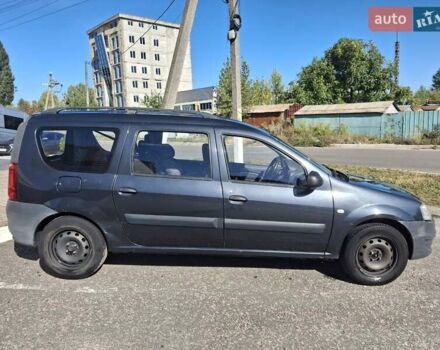 Серый Рено Логан МСВ, объемом двигателя 1.6 л и пробегом 216 тыс. км за 4700 $, фото 7 на Automoto.ua