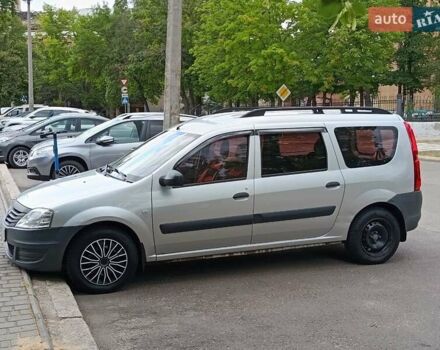 Серый Рено Логан МСВ, объемом двигателя 1.6 л и пробегом 219 тыс. км за 6800 $, фото 2 на Automoto.ua