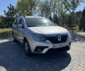 Серый Рено Логан МСВ, объемом двигателя 1.5 л и пробегом 192 тыс. км за 7950 $, фото 2 на Automoto.ua