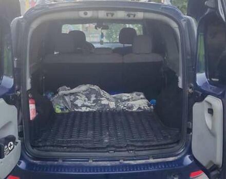 Синий Рено Логан МСВ, объемом двигателя 1.46 л и пробегом 262 тыс. км за 5500 $, фото 3 на Automoto.ua