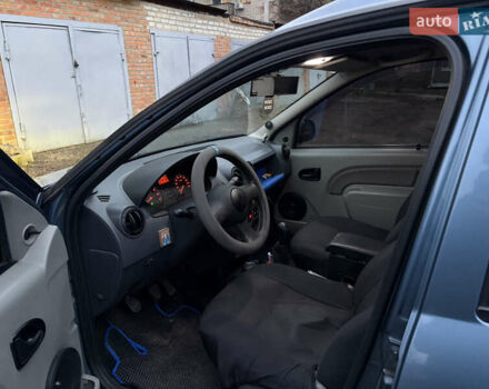 Синий Рено Логан МСВ, объемом двигателя 1.6 л и пробегом 196 тыс. км за 6300 $, фото 12 на Automoto.ua